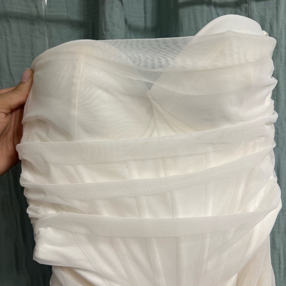 Oh Polly White Corset Dress - Picture 4 of 6